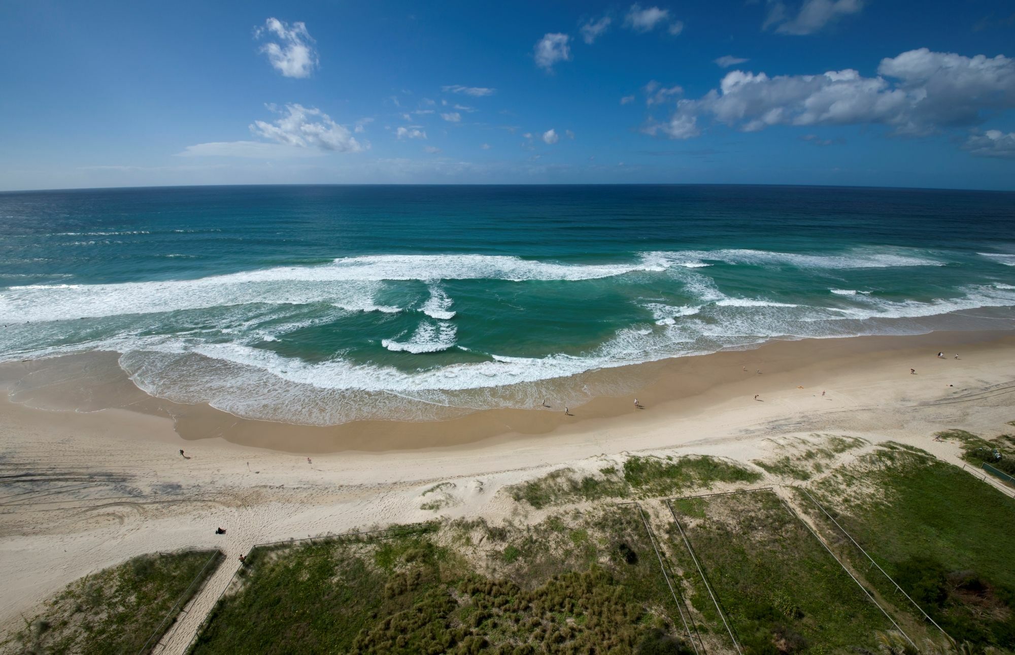 Berkeley On The Beach Aparthotel Gold Coast Exterior photo